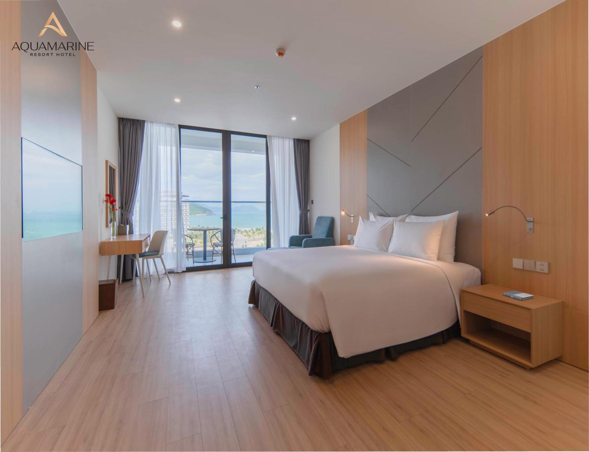 Aquamarine Beachfront Resort & Spa Cam Ranh Exterior foto