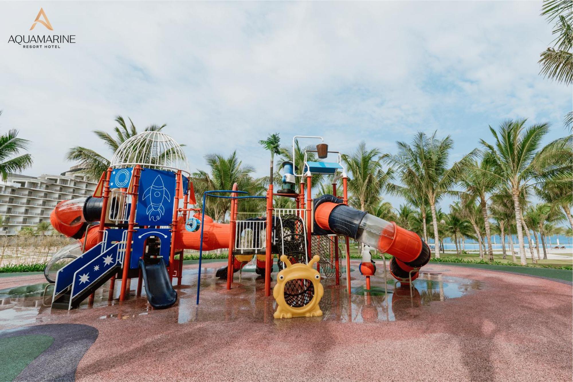 Aquamarine Beachfront Resort & Spa Cam Ranh Exterior foto