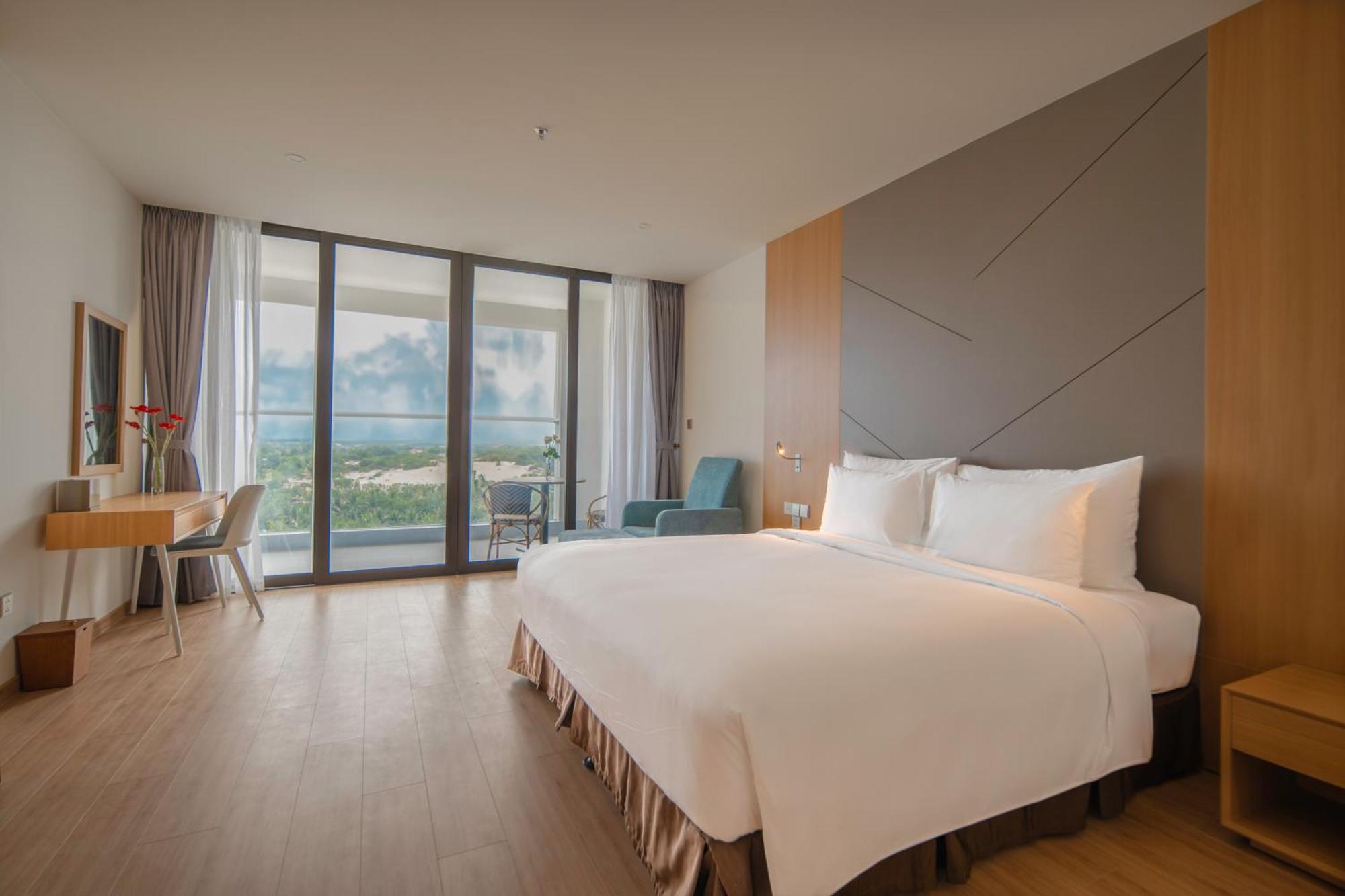 Aquamarine Beachfront Resort & Spa Cam Ranh Exterior foto